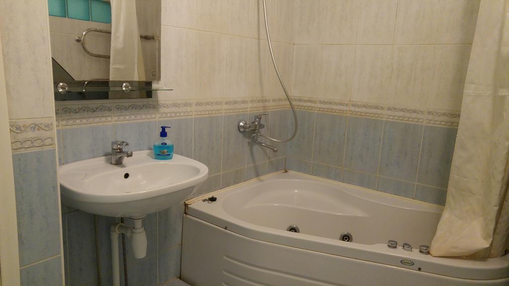 Shievchienko 10 Apartment Kiev Luaran gambar