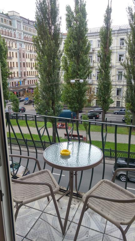 Shievchienko 10 Apartment Kiev Luaran gambar